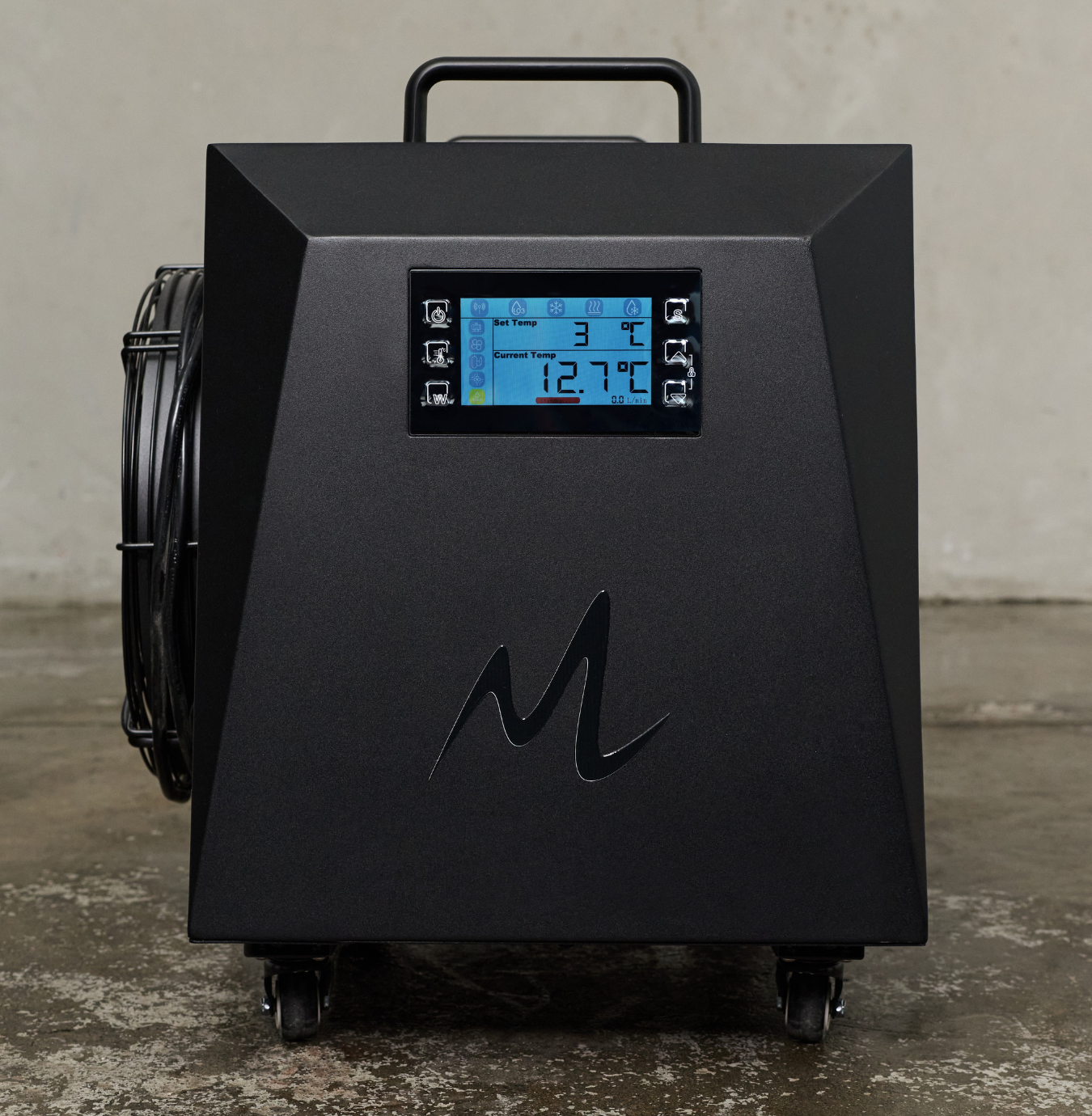 Powerful 1 HP chiller with 3–35 °C range