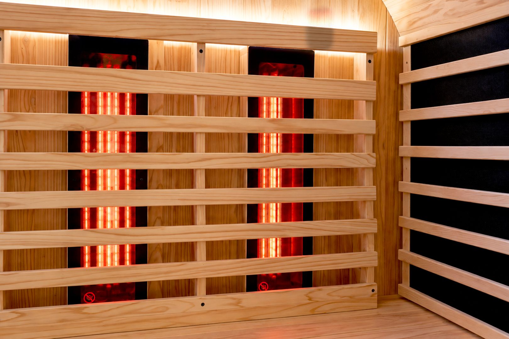 EverGlow® Barrel Outdoor Infrared Sauna